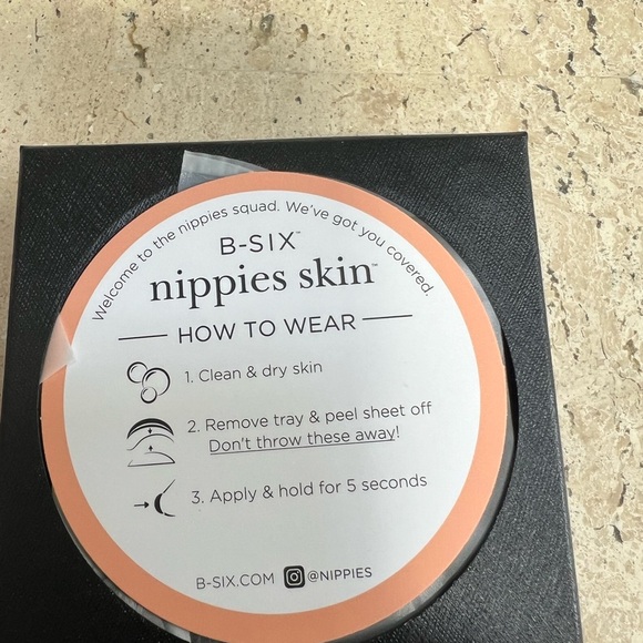 Nippies Nipple Covers for Women - 2 Pk -Sticky Adhesive Silicone Pasties A-C Cup - Picture 7 of 8